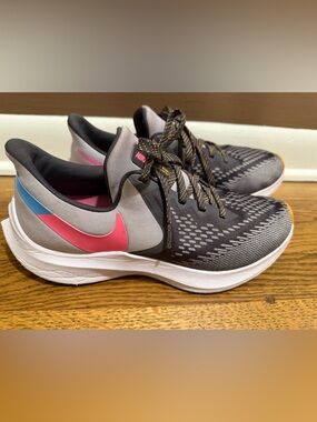 Nike Women's Gray/Pink/Blue/Black/Yellow Zoom Winflo Sneakers Sz 11